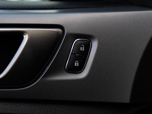 Used 2019 Ford Ranger XLT w/ Equipment Group 301A Mid image 35