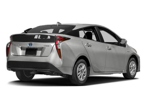 Used 2017 Toyota Prius Three FWD image 5