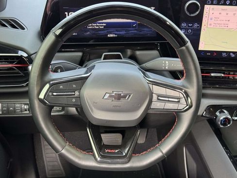 Used 2024 Chevrolet Silverado EV RST AWD/4WD image 9