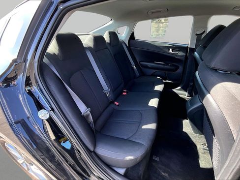 Used 2019 Kia Optima LX FWD image 25