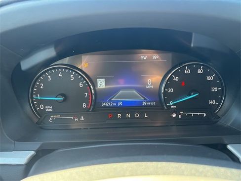 Used 2021 Ford Explorer XLT w/ Equipment Group 202A image 16