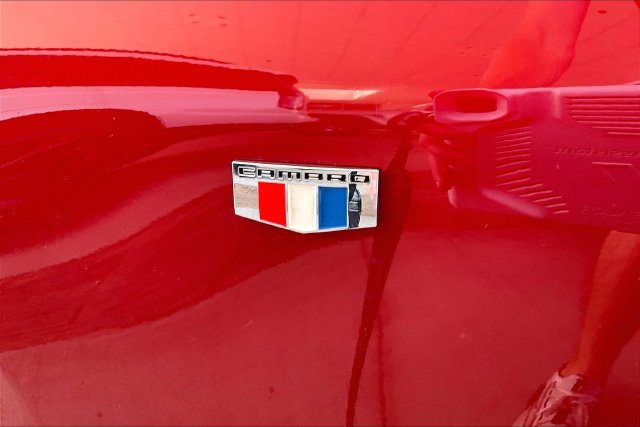 Used 2018 Chevrolet Camaro LT RWD image 22