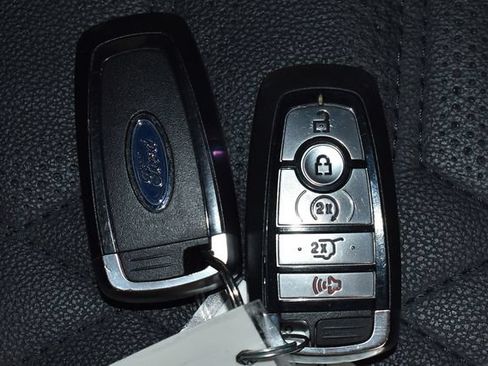 Used 2023 Ford Escape ST-Line Elite w/ Premium Technology Package AWD/4WD image 38