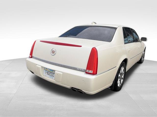 Used 2010 Cadillac DTS Luxury FWD image 13