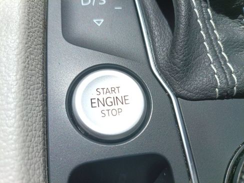 Used 2021 Volkswagen Atlas SE w/ Towing Package AWD/4WD image 22