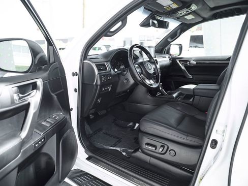 Used 2023 Lexus GX 460 Premium w/ Premium Plus Package AWD/4WD image 17