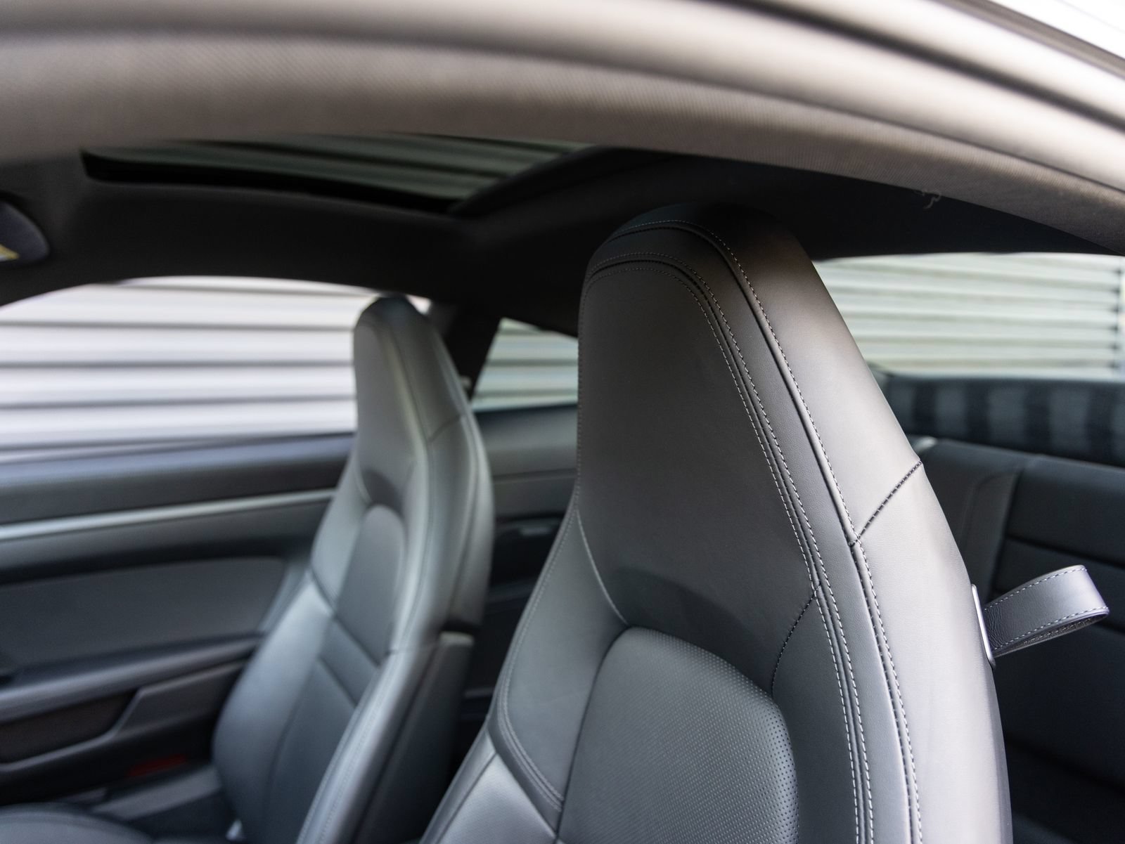 Certified 2024 Porsche 911 Carrera RWD image 25