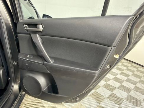 Used 2012 MAZDA MAZDA3 i Touring FWD image 16
