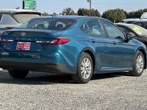 Used 2025 Toyota Camry LE FWD image 3