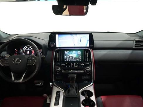 Used 2024 Lexus LX 600 F Sport image 12