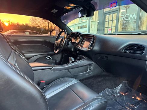 Used 2018 Dodge Challenger R/T Plus image 21