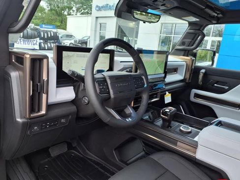 New 2025 GMC Hummer EV 3X image 6