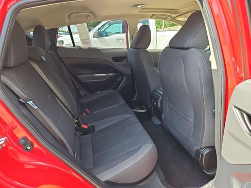 Used 2025 Subaru Crosstrek 2.5i Premium AWD/4WD image 30