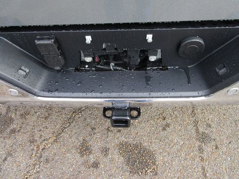 New 2026 GMC Sierra 1500 SLT w/ SLT Premium Plus Package AWD/4WD image 9