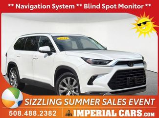 Used 2024 Toyota Grand Highlander AWD video 1