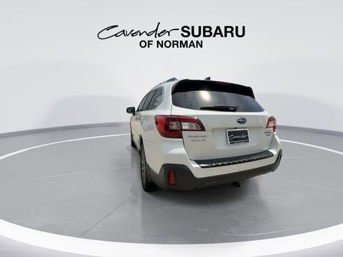 Used 2019 Subaru Outback 3.6R Touring AWD/4WD image 7