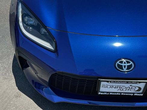 Used 2024 Toyota GR86 Premium RWD image 4