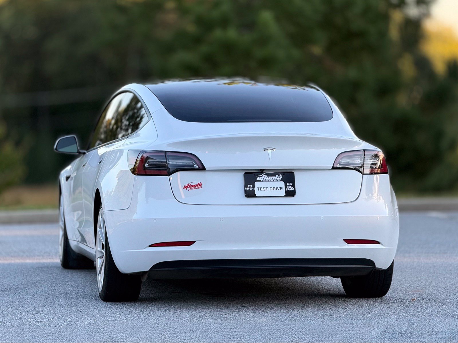 Used 2021 Tesla Model 3 Standard Range Plus RWD image 5