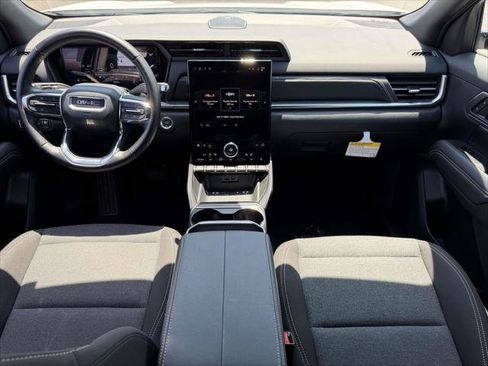 Used 2025 GMC Terrain Elevation AWD/4WD image 16