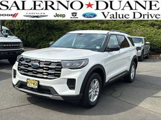 Used 2025 Ford Explorer Active video 1