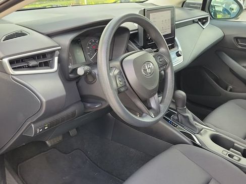 Used 2023 Toyota Corolla LE FWD image 11