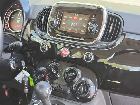 Used 2019 FIAT 500 Pop w/ Urbana Appearance Package FWD image 19