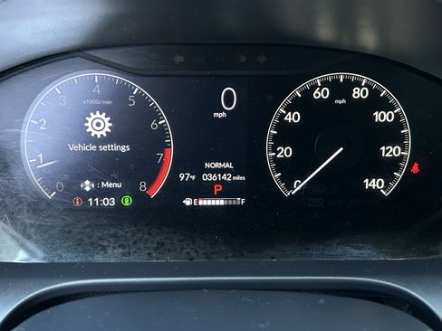 Used 2024 Honda HR-V LX image 29