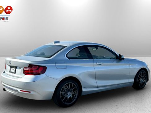 Used 2017 BMW 230i Coupe image 5