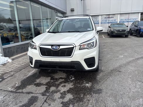 Used 2019 Subaru Forester Premium w/ All-Weather Package image 3