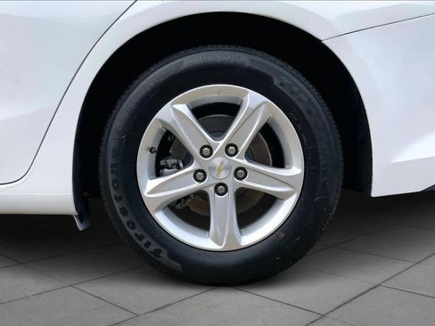 Used 2023 Chevrolet Malibu LS image 10