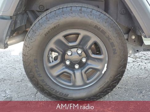 Used 2024 Jeep Wrangler Unlimited Sport AWD/4WD image 6