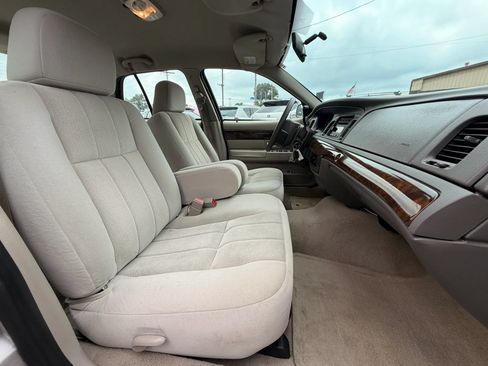 Used 2008 Mercury Grand Marquis GS RWD image 21