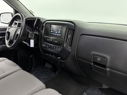 Used 2019 Chevrolet Silverado 1500 Custom w/ Custom Convenience Package RWD image 29