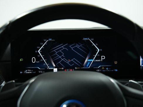 Used 2023 BMW 330e xDrive 330e xDrive image 33