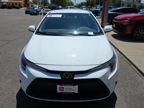 Used 2025 Toyota Corolla LE FWD image 8