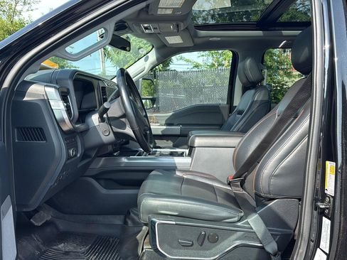 Used 2024 Ford F250 Lariat w/ Lariat Ultimate Package AWD/4WD image 9