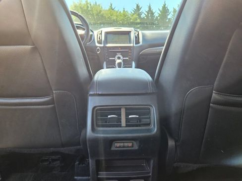 Used 2017 Ford Escape Titanium AWD/4WD image 24