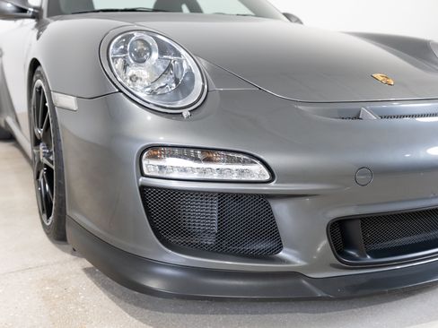 Used 2011 Porsche 911 GT3 RWD image 35