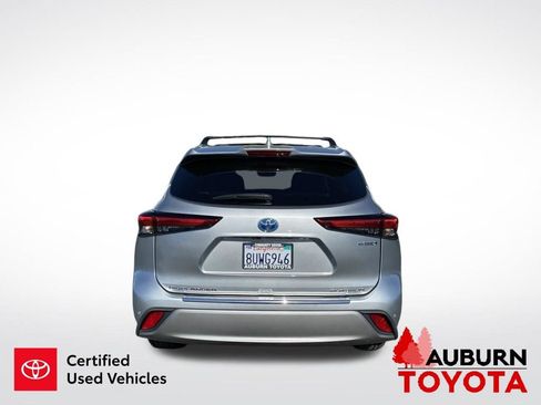 Used 2021 Toyota Highlander Platinum AWD/4WD image 7