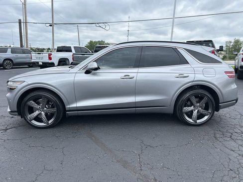 Used 2025 Genesis GV70 2.5T w/ Sport Prestige Package AWD/4WD image 8