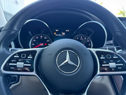 Used 2020 Mercedes-Benz GLC 300 image 25