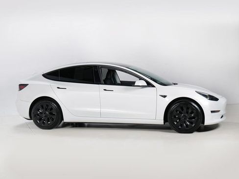 Used 2023 Tesla Model 3 Standard Range RWD image 27