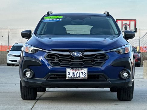 Used 2024 Subaru Crosstrek 2.0i Premium image 8