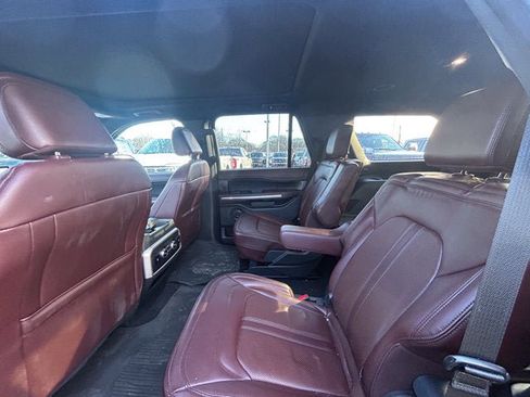 Used 2024 Ford Expedition Limited image 22