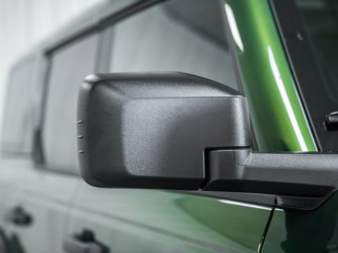 Used 2025 Ford Bronco Badlands image 13