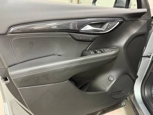 Certified 2023 Buick Envision Essence AWD/4WD image 7