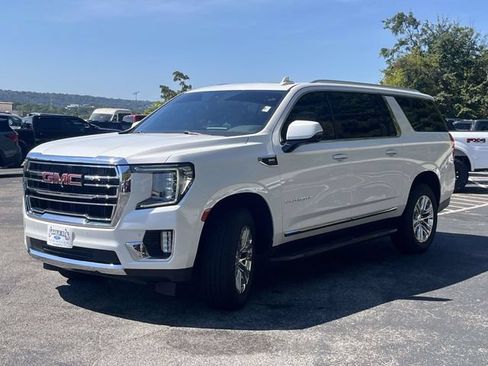 Used 2022 GMC Yukon XL SLT w/ SLT Premium Package RWD image 8