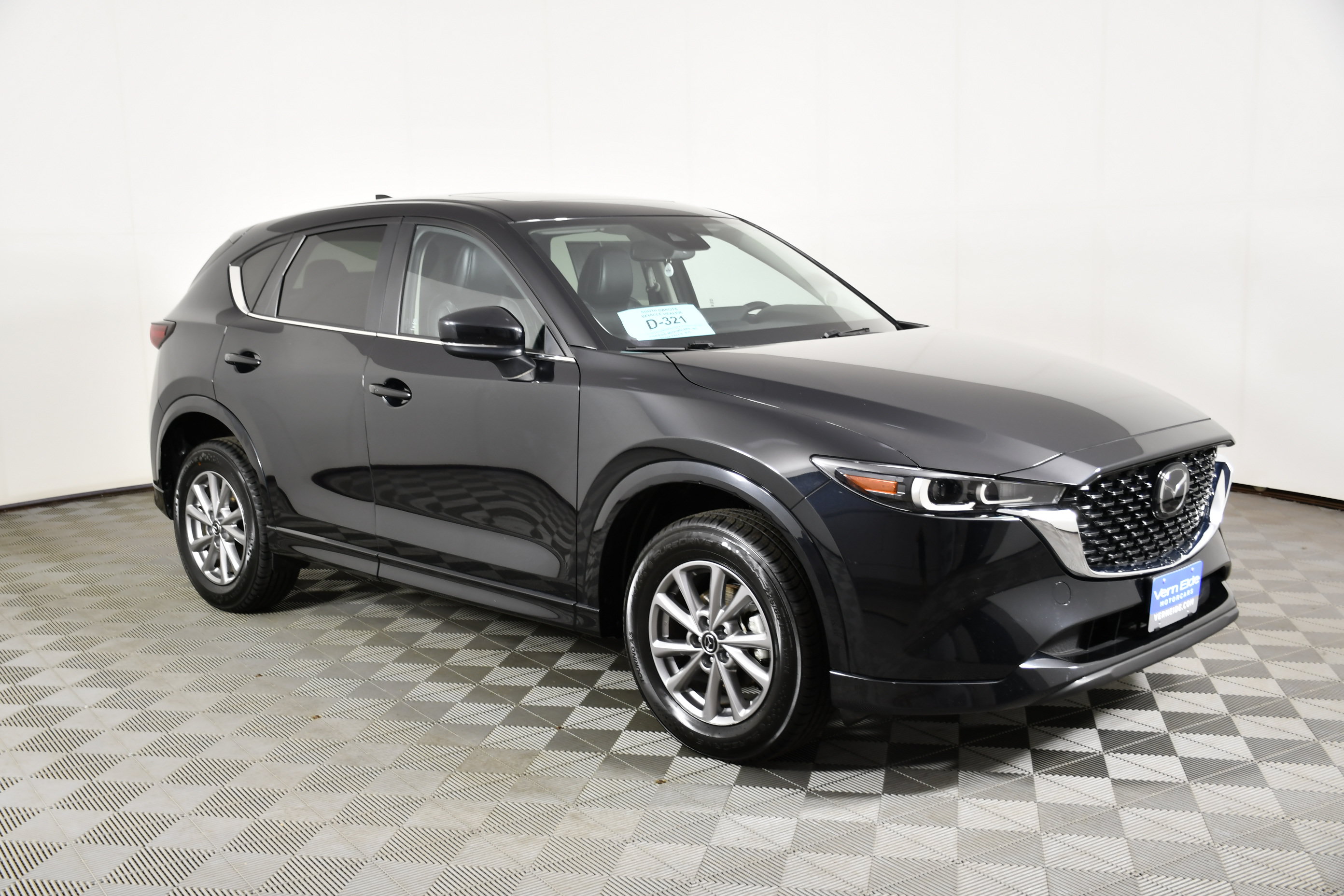 Used 2025 MAZDA CX-5 AWD 2.5 S w/ Preferred Package image 4