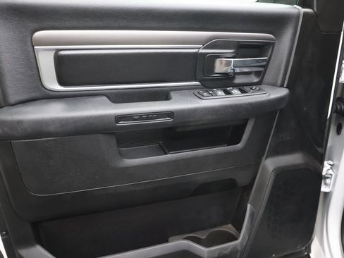 Used 2022 RAM 1500 Warlock AWD/4WD image 15