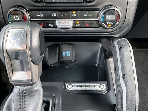 Used 2024 Ford Bronco Big Bend image 33